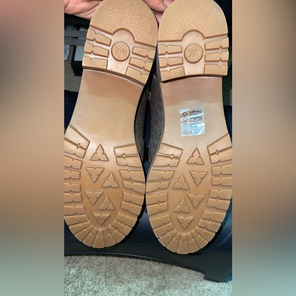 MK size 9 - Picture 4 of 4